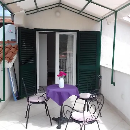 Апартаменты With A Parking Space Slatine, Ciovo - 13922